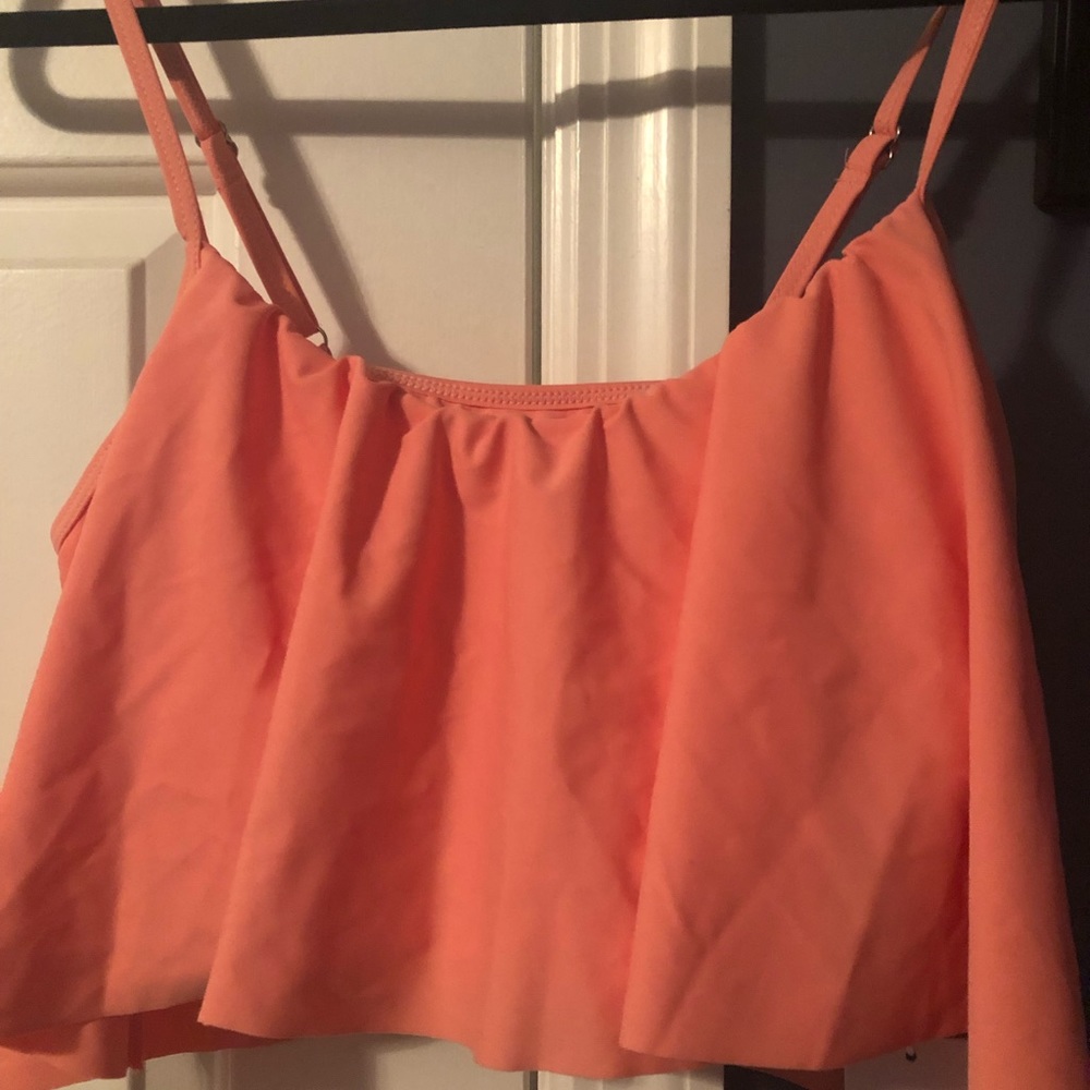 Cupshe bikini top!